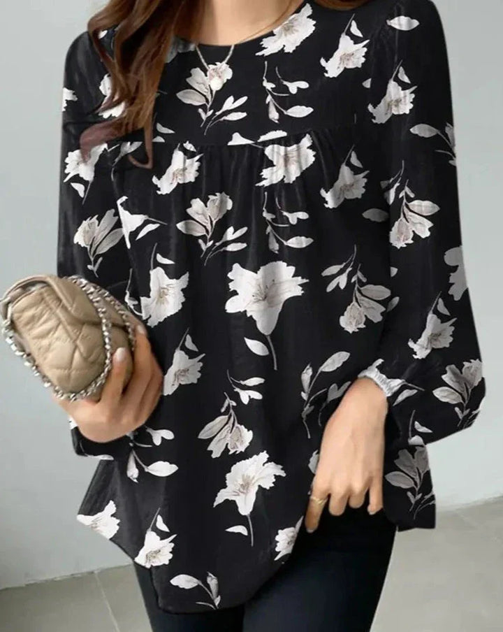 Stilla | Bluse med trendy og ubesværet stil