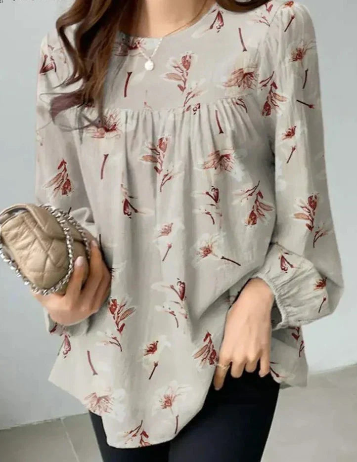 Stilla | Bluse med trendy og ubesværet stil