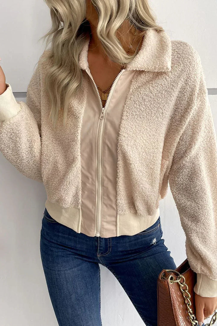 Stilla | Elegant og Tilpasset Overdel