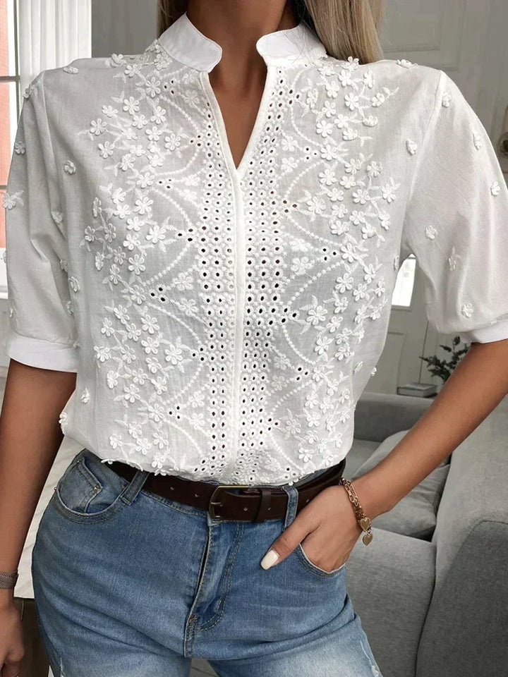 Stilla | Elegant Og Broderet Top