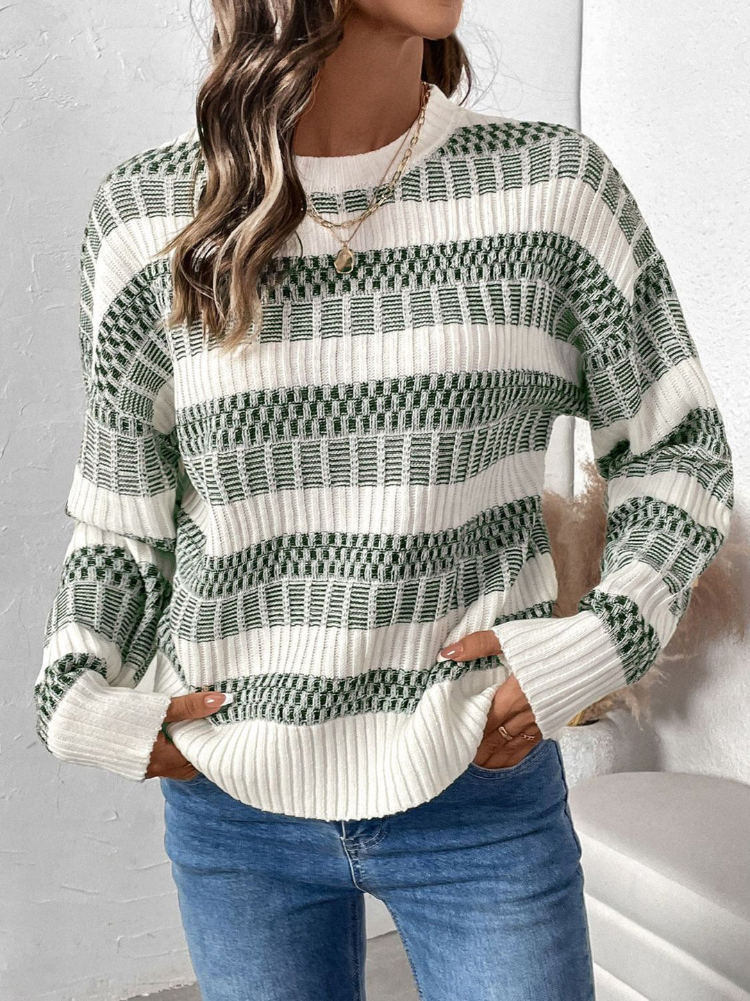 Stilla | Pullover med Rundhalsudskæring og Lange Kontrasterende Ærmer Perfee