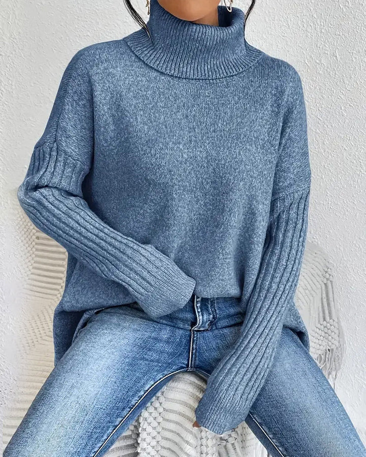 Stilla | Pullover med Høj Krave og Asymmetrisk Snit