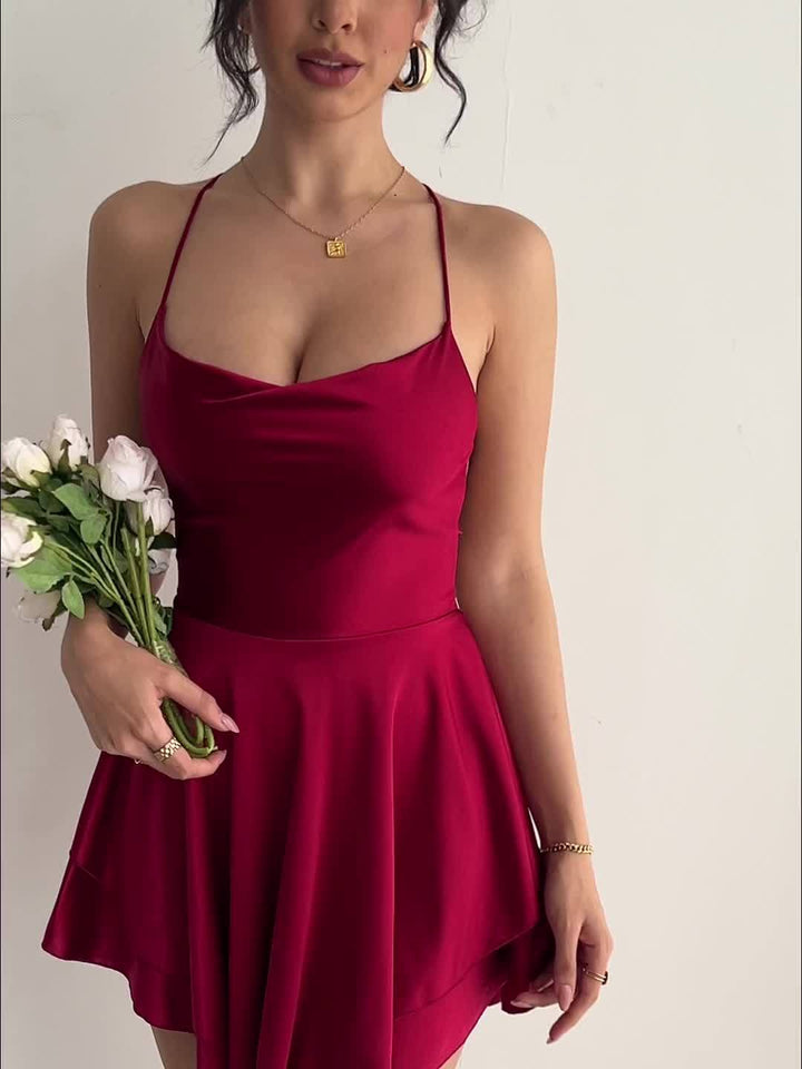Stilla | Elegant Satin Sommerkjole Spaghetti Stropper, Snøring, to Lags Bund