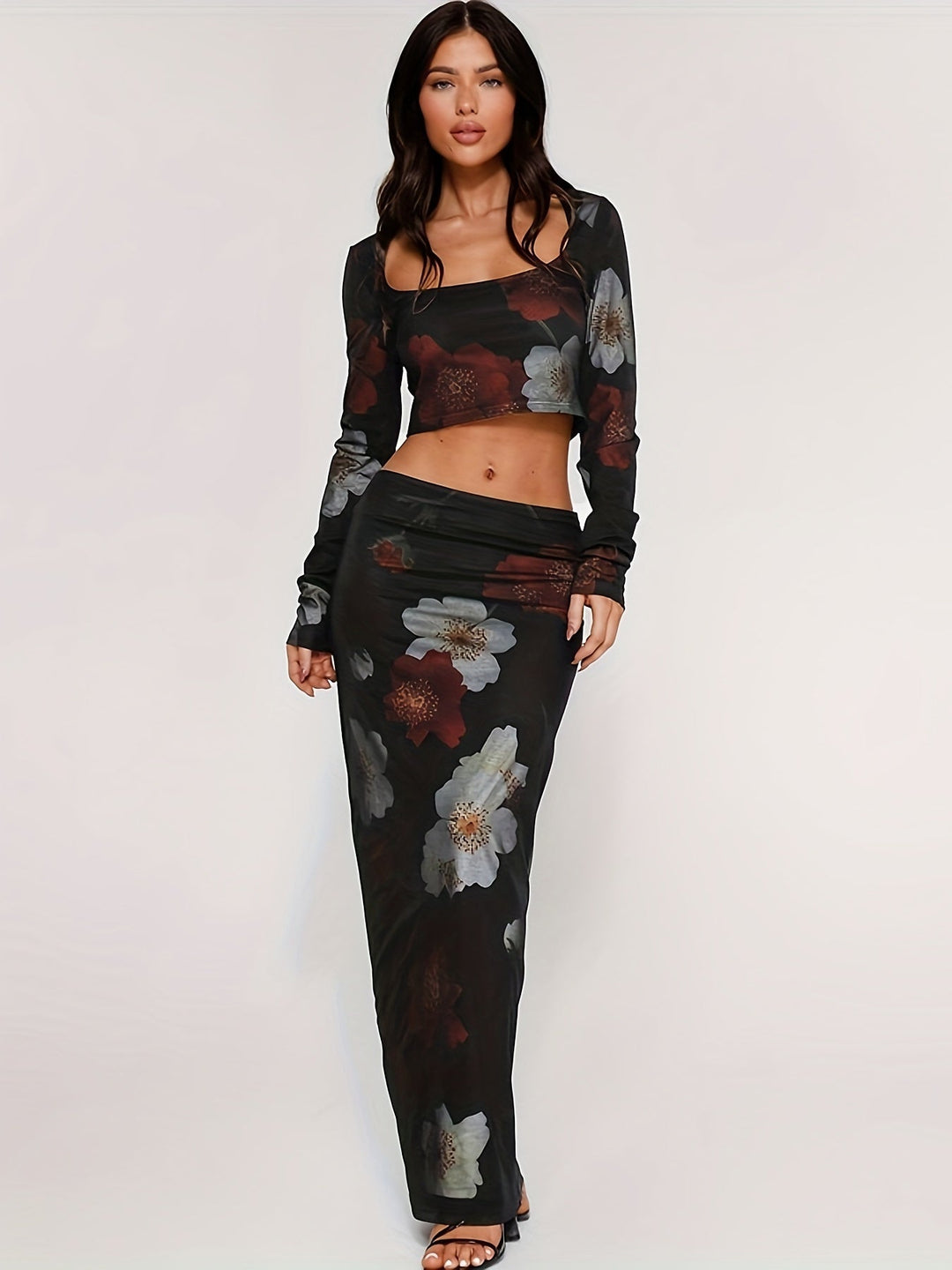 Stilla | Sort Blomstersæt Med Crop Top Og Maxi Nederdel