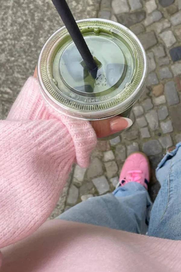 Stilla | Sød Rosa Pullover Med Rund Halsudskæring