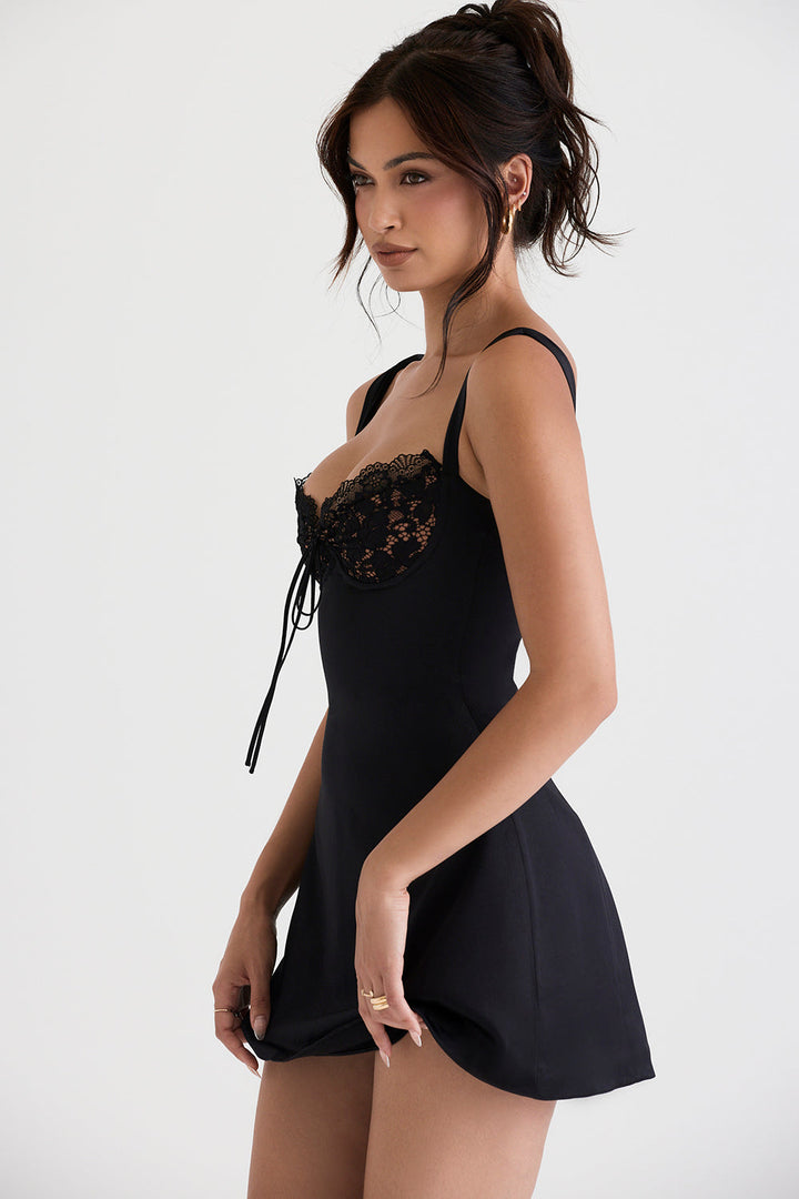 Stilla | Minikjole Satin Og Blonder