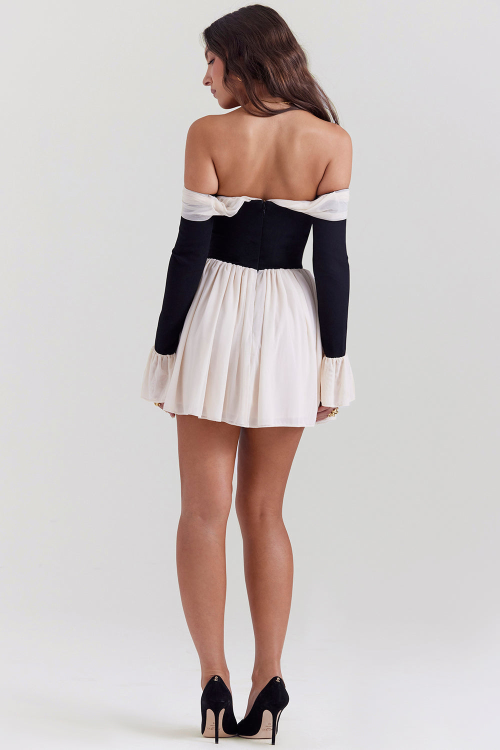 Stilla | Off Shoulder Kjole