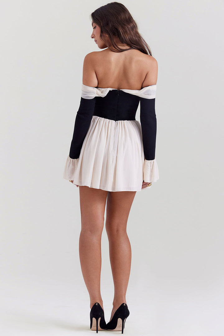 Stilla | Off Shoulder Kjole