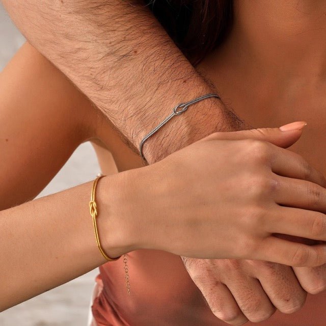 Stilla | Minimalistisk Armbånd Kærlighedsknude