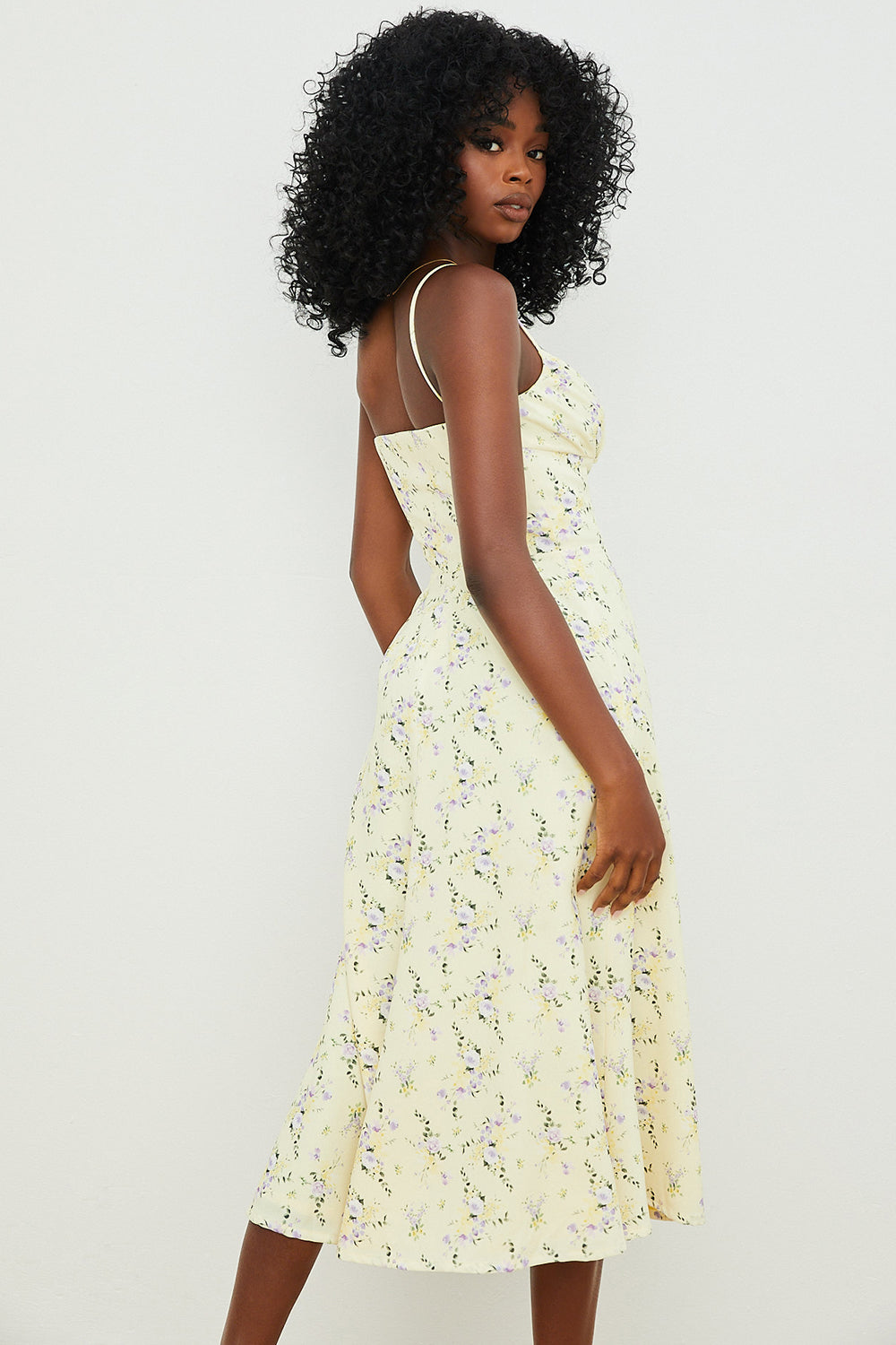 Stilla | Citronblomstret Midi Solkjole