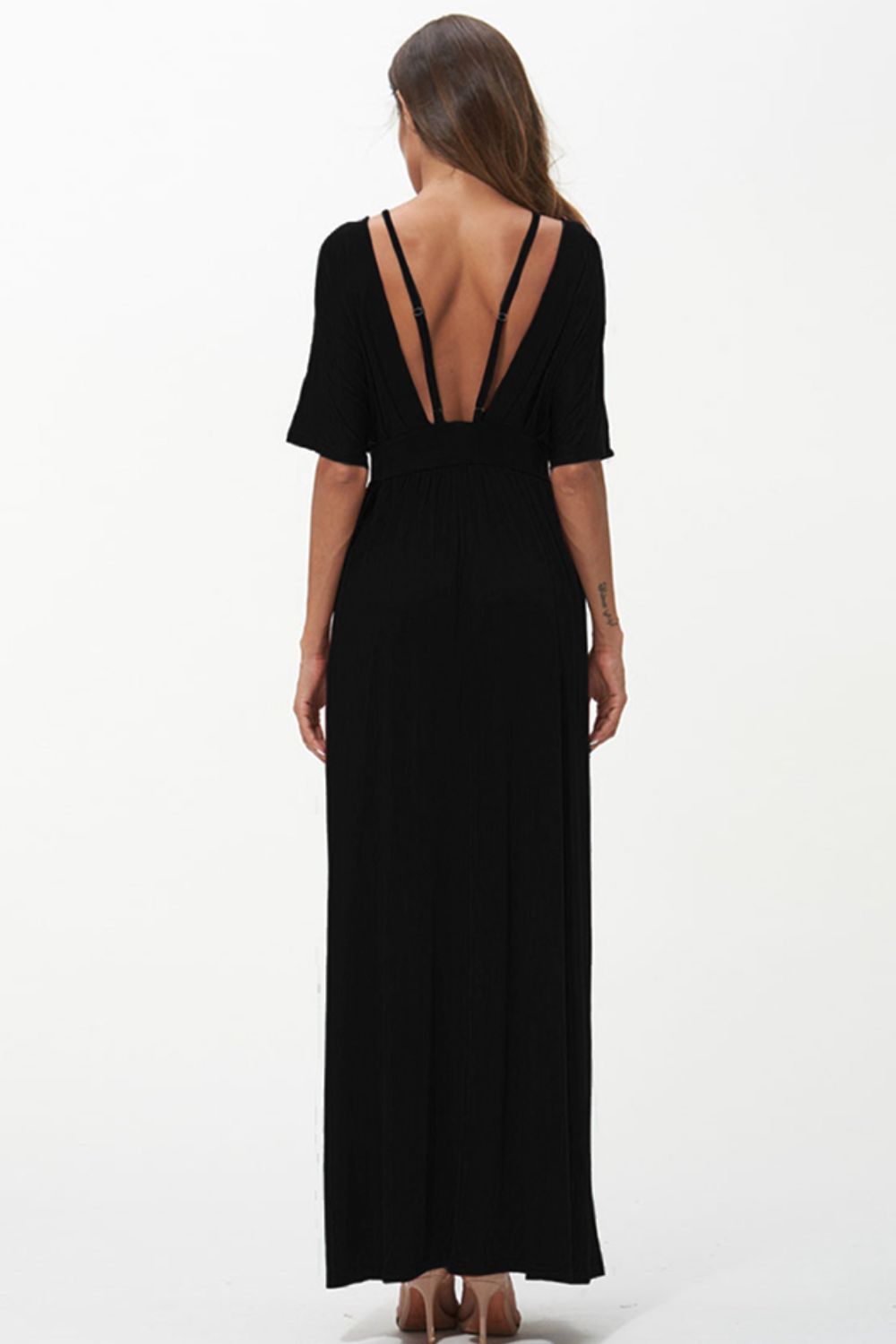 Stilla | Strappy Neck Maxi Kjole