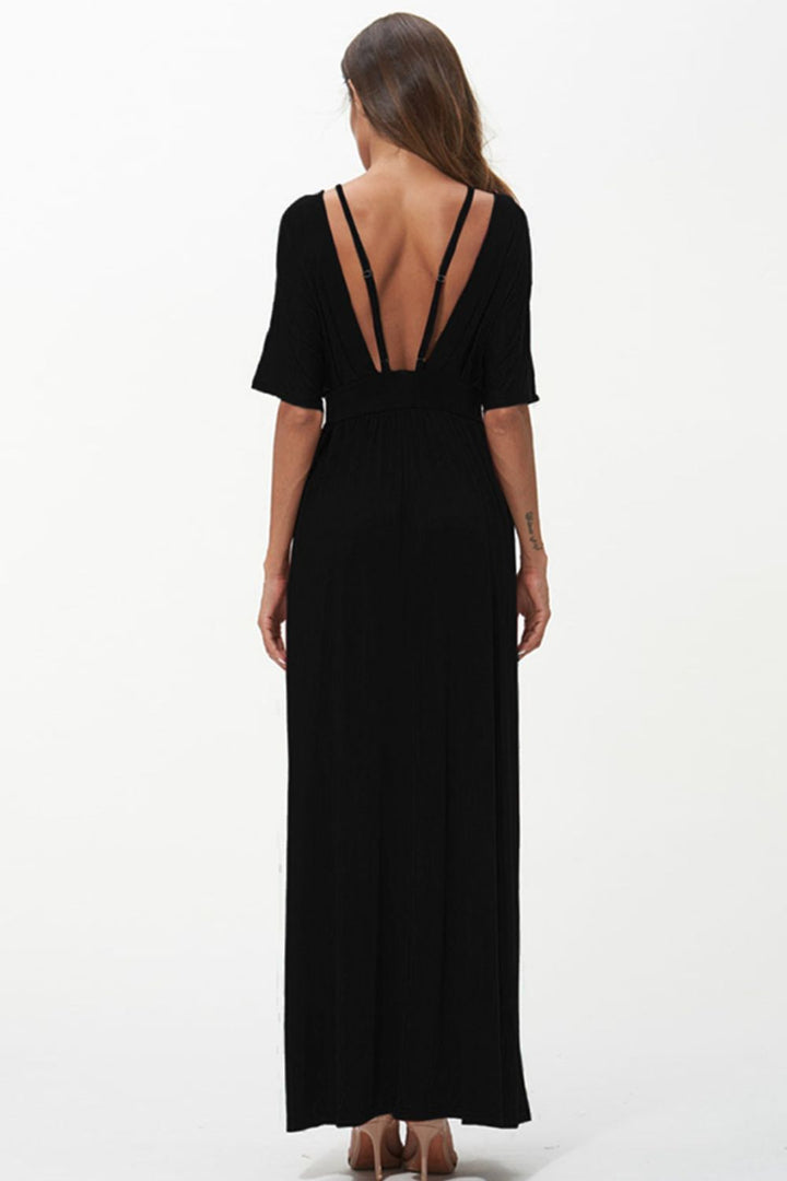 Stilla | Strappy Neck Maxi Kjole