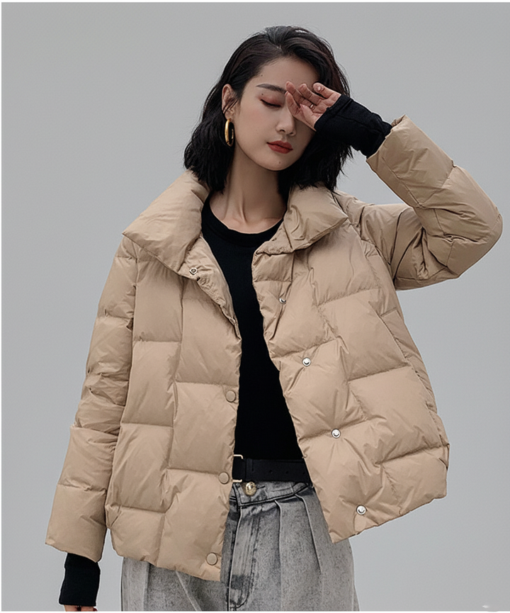 Stilla | Polstret quilted design Regular fit Høj krave Lynlås