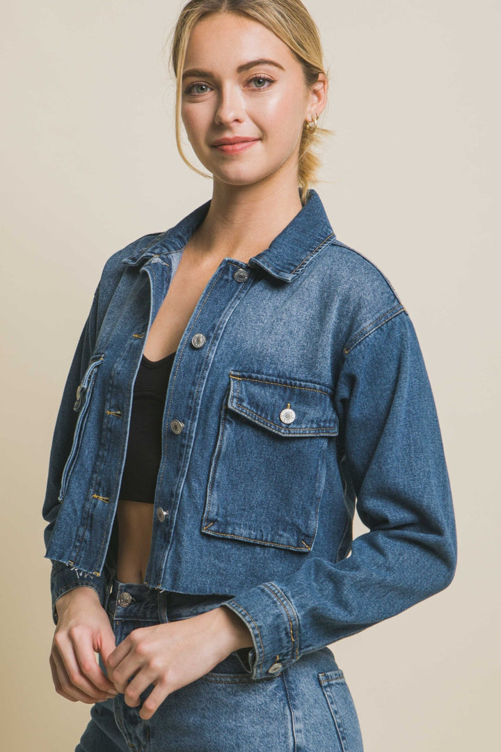 Stilla | Tree Raw Hem Button Up Cropped Denim Jakke