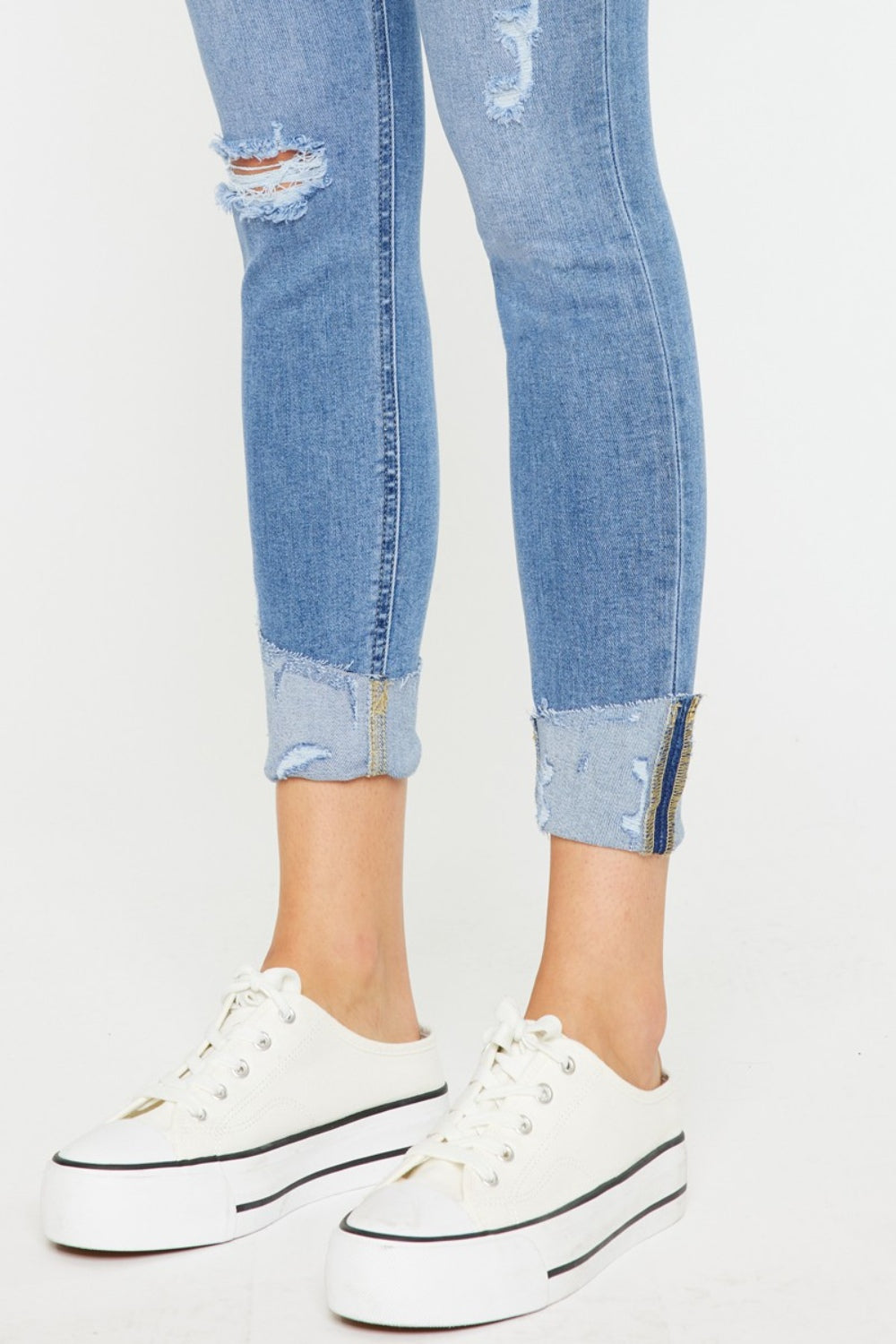 Stilla | Distressed Cat's Whiskers Button Fly Jeans