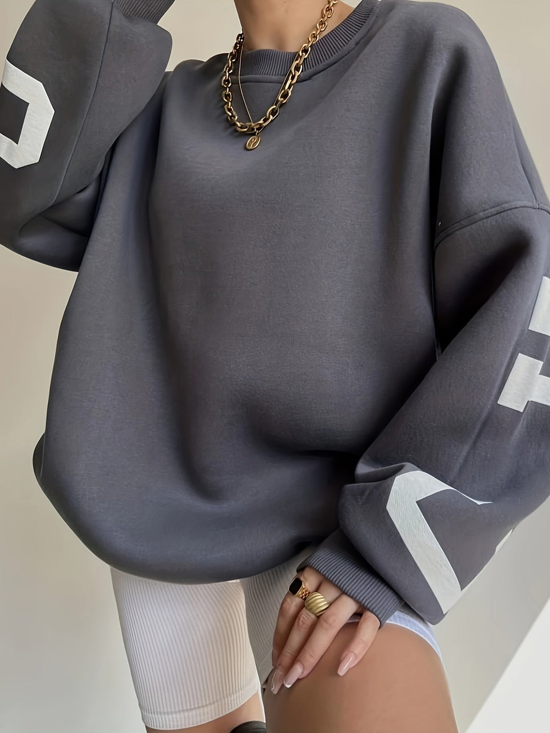 Stilla | Enkelt trøje-design