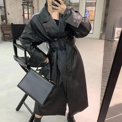 Stilla | Sort Oversized Læder-Trenchcoat til Damer