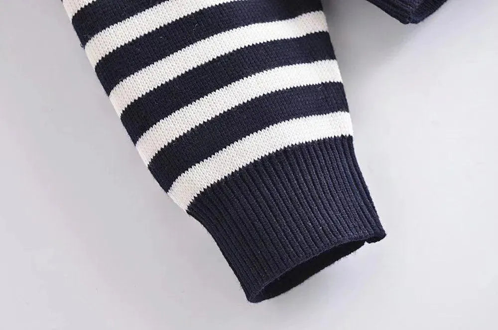 Stilla | Pullover Sweatshirts