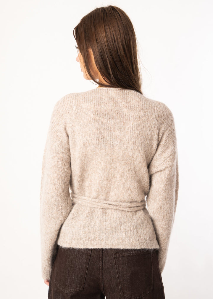 Stilla | Smart Vending Cardigan