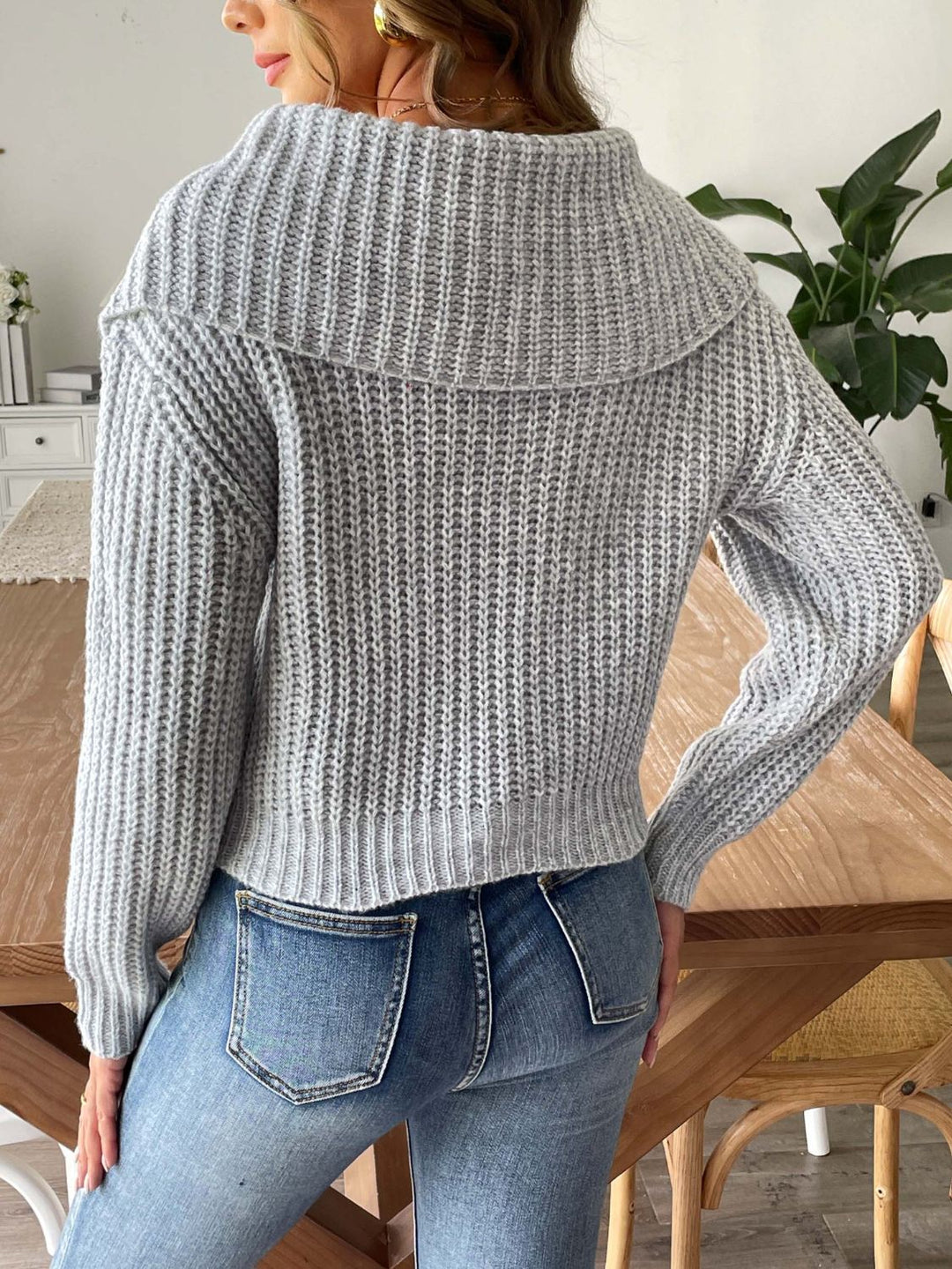 Stilla | Sweater Med Lange Ærmer I Kastanjefarvet Strik
