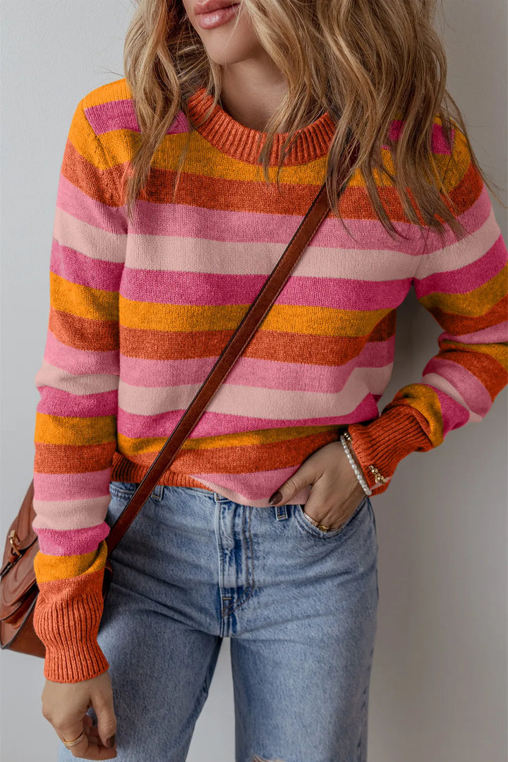 Stilla | Langærmet pullover med striber og moderne rund halsudskæring