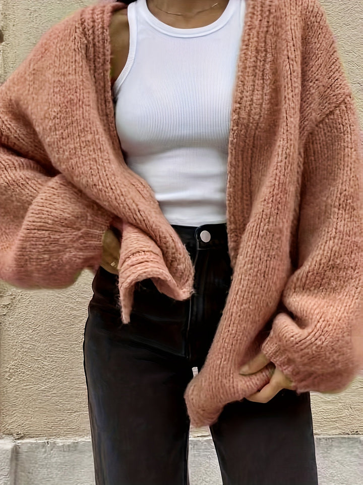 Stilla | Smart og Letplejet Cardigan