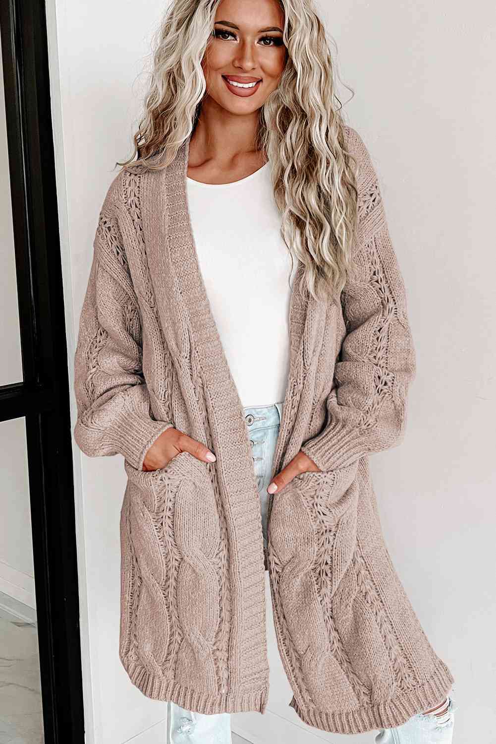 Stilla | Cardigan med skrå skuldre