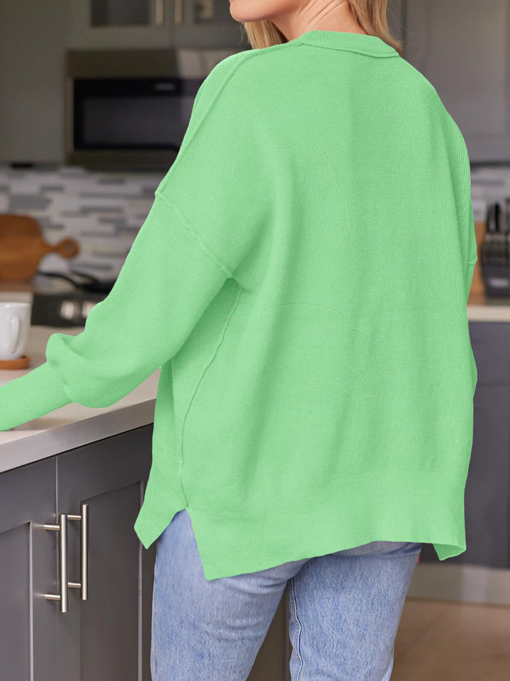 Stilla | Rundhals Pullover med Slids og Faldende Skuldre