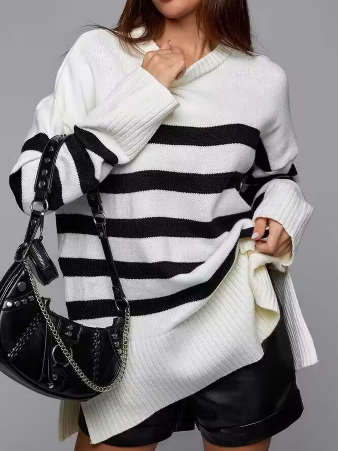 Stilla | Stribet Pullover Med Rund Hals og Slids