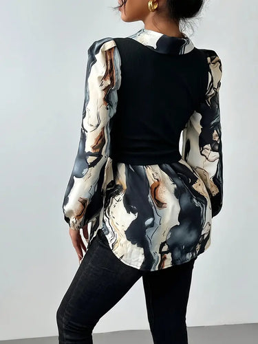 Stilla | Bluse i trykt satin med blomsterprint
