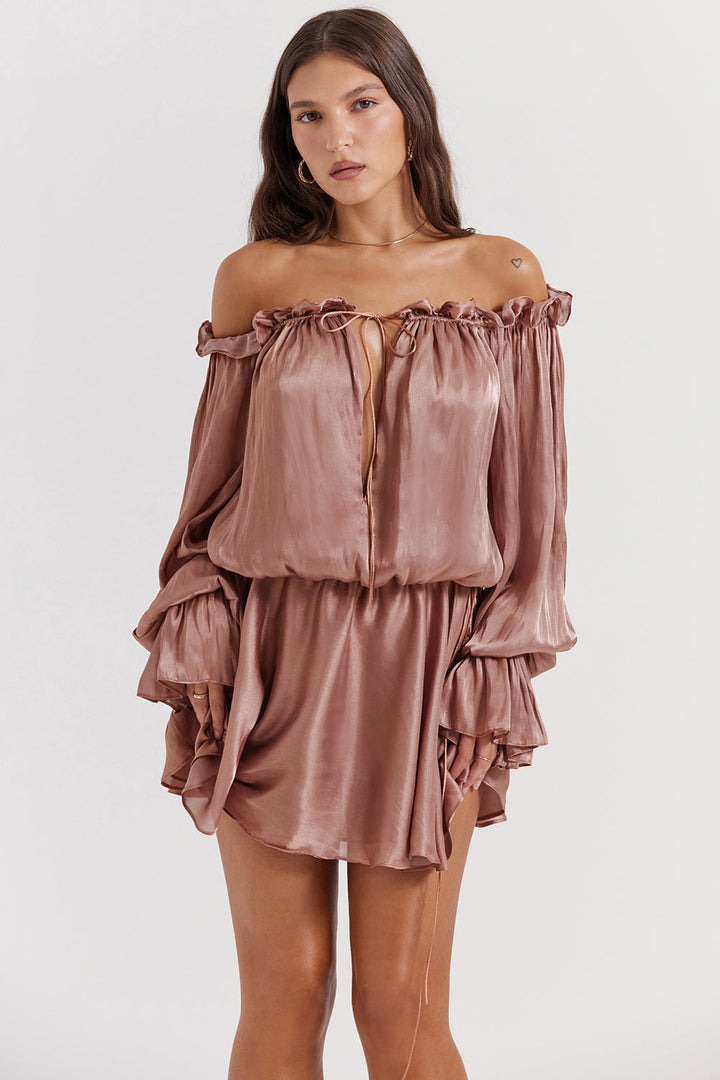 Stilla | Off Shoulder Kjole Med Hasselnød
