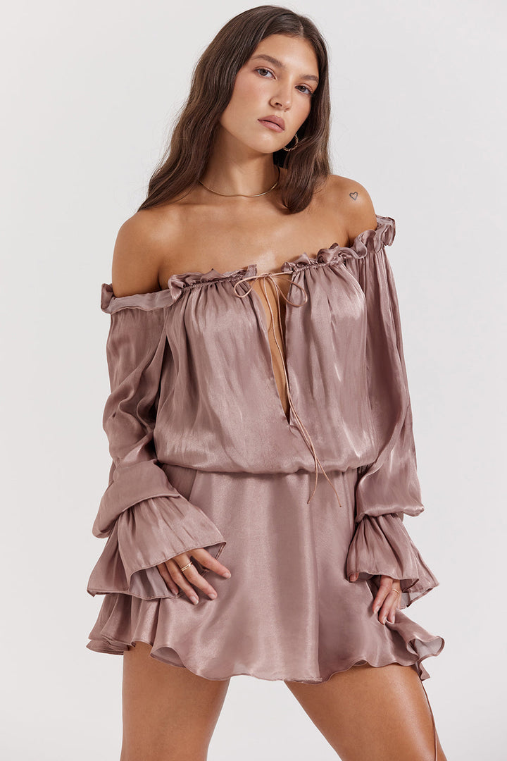 Stilla | Off Shoulder Kjole Med Hasselnød