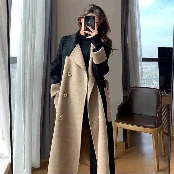 Stilla | Stilfuld Dame Uld Patchwork Trenchcoat