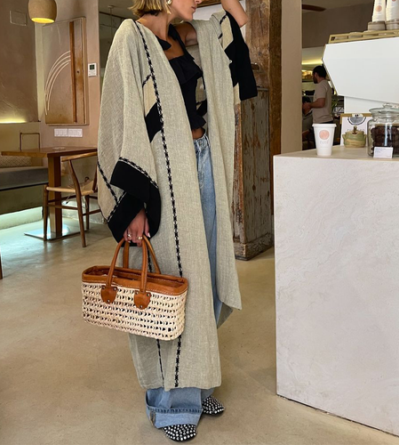 Stilla | Behagelig Lang Kimono med Kanttryk