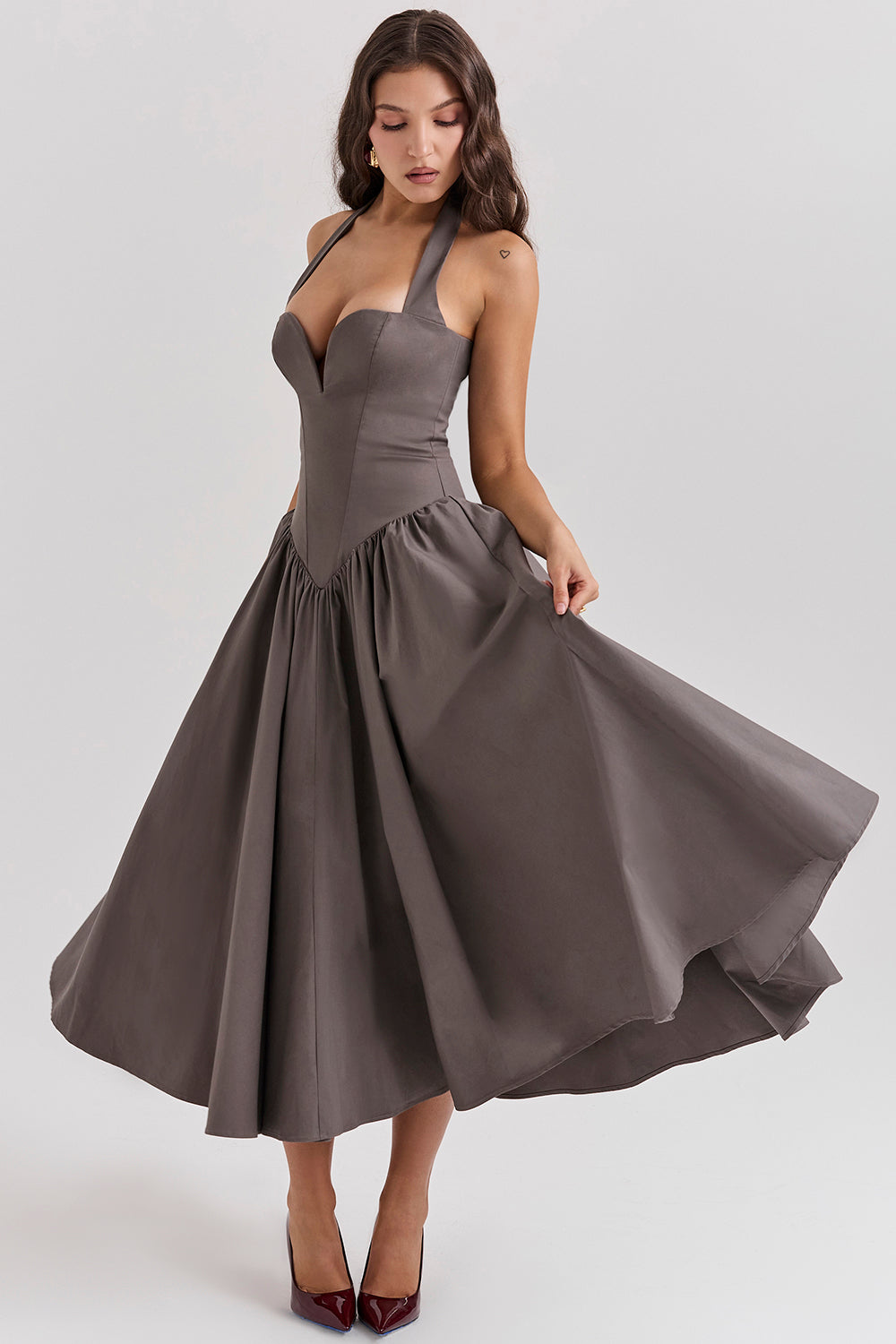 Stilla | Halter Midikjole