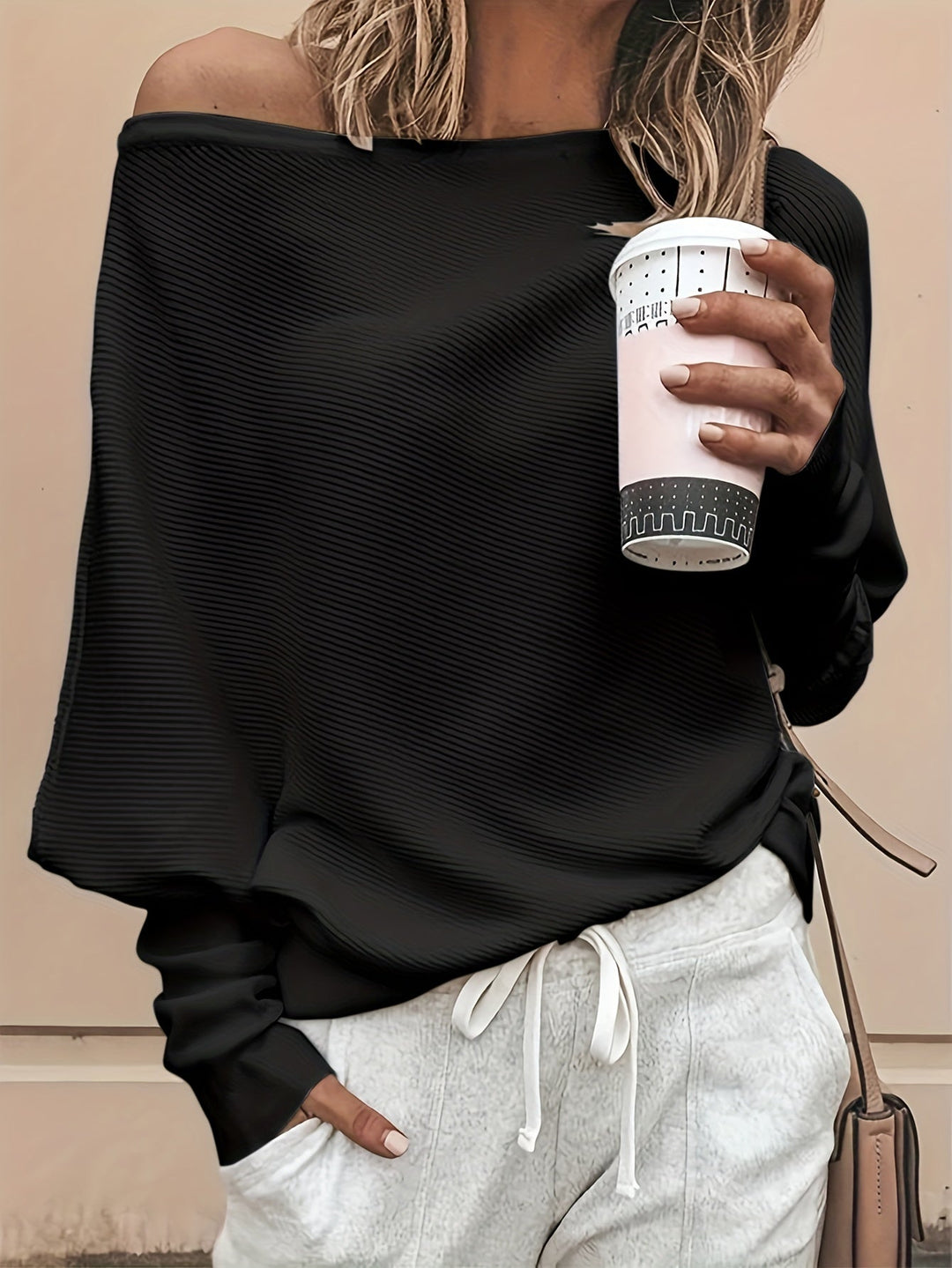 Stilla | Minimalistisk damebluse med trendy look