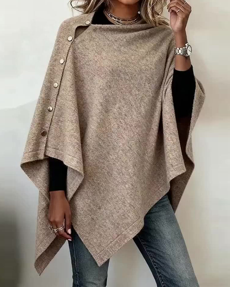 Stilla | Cape Design med Mode Atmosfære og Asymmetrisk Snit