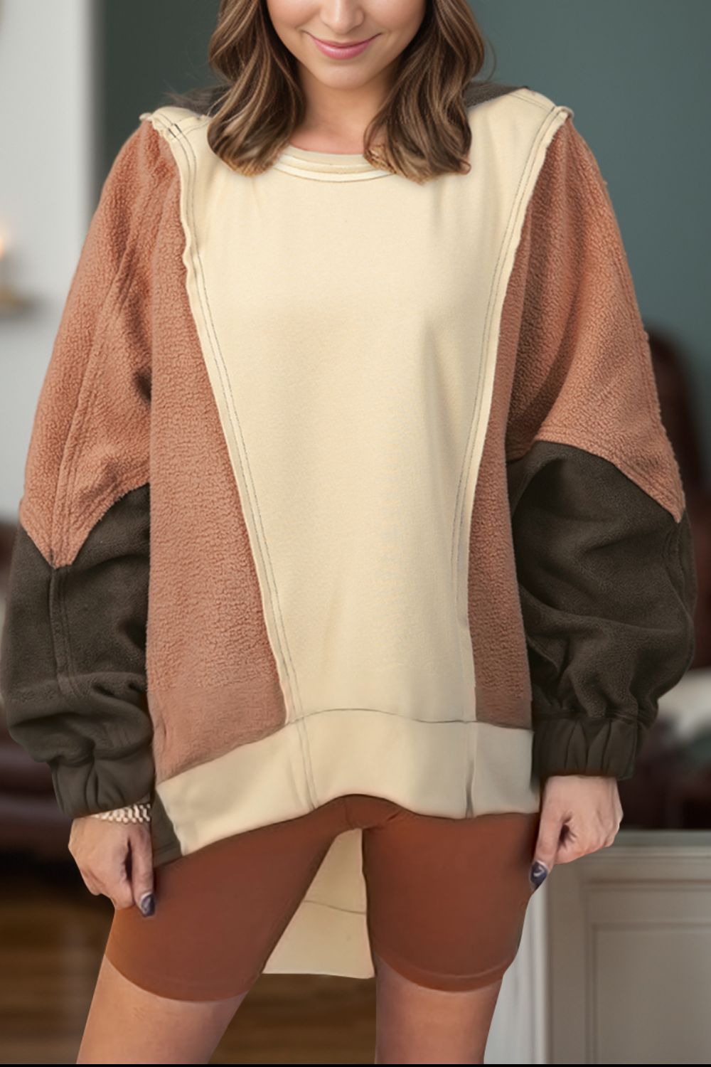 Stilla | Hætte sweatshirt med lange ærmer og farvekombinationsmønster