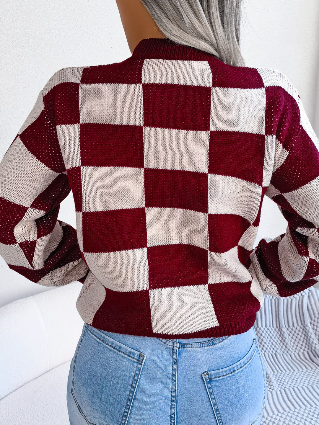 Stilla | Karo Sweater Med Lange Ærmer og Ståkrave