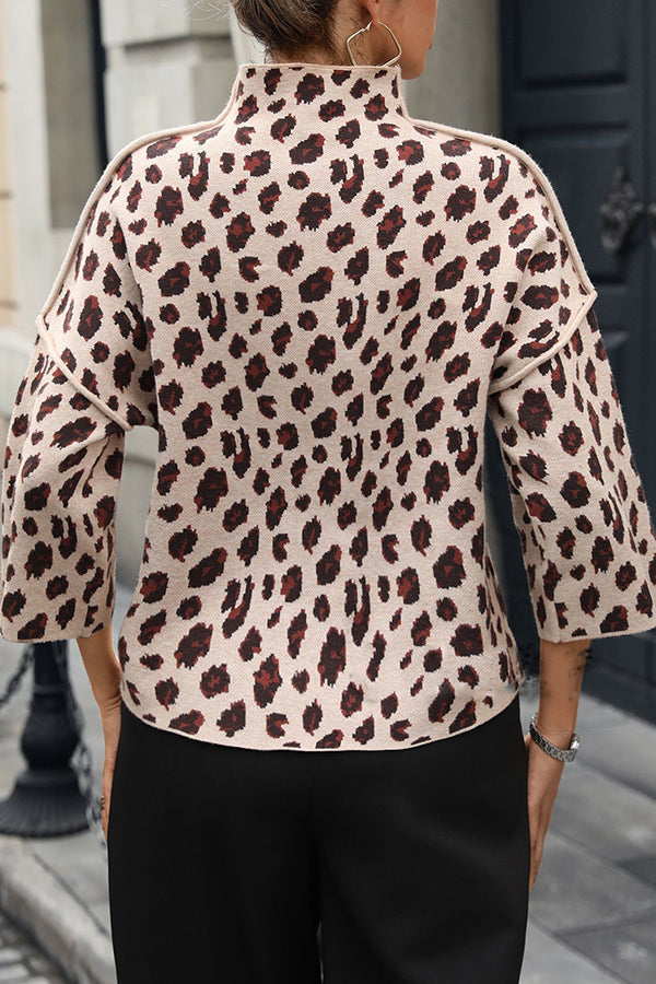 Stilla | Cozy Striktrøje med Leopardprint og Løs Rolledneck