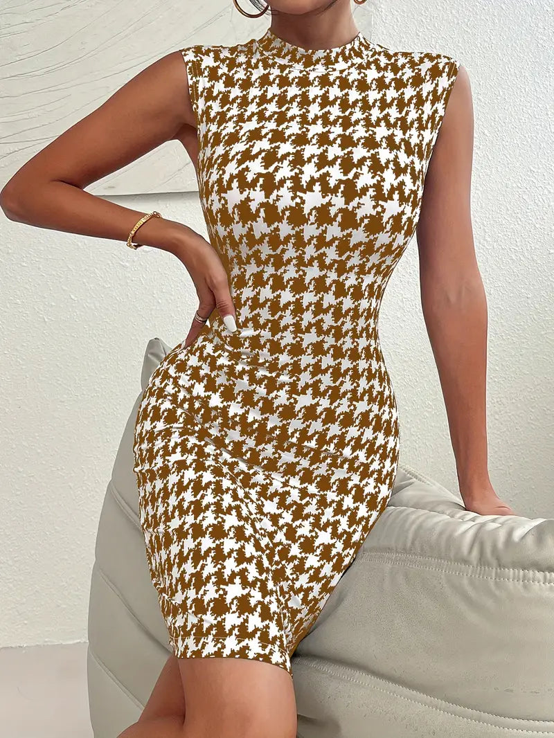 Stilla | Bodycon Med Houndstooth Mønster Kjole Uden Ærmer Elegant Sommerkjole Med Høj Hals