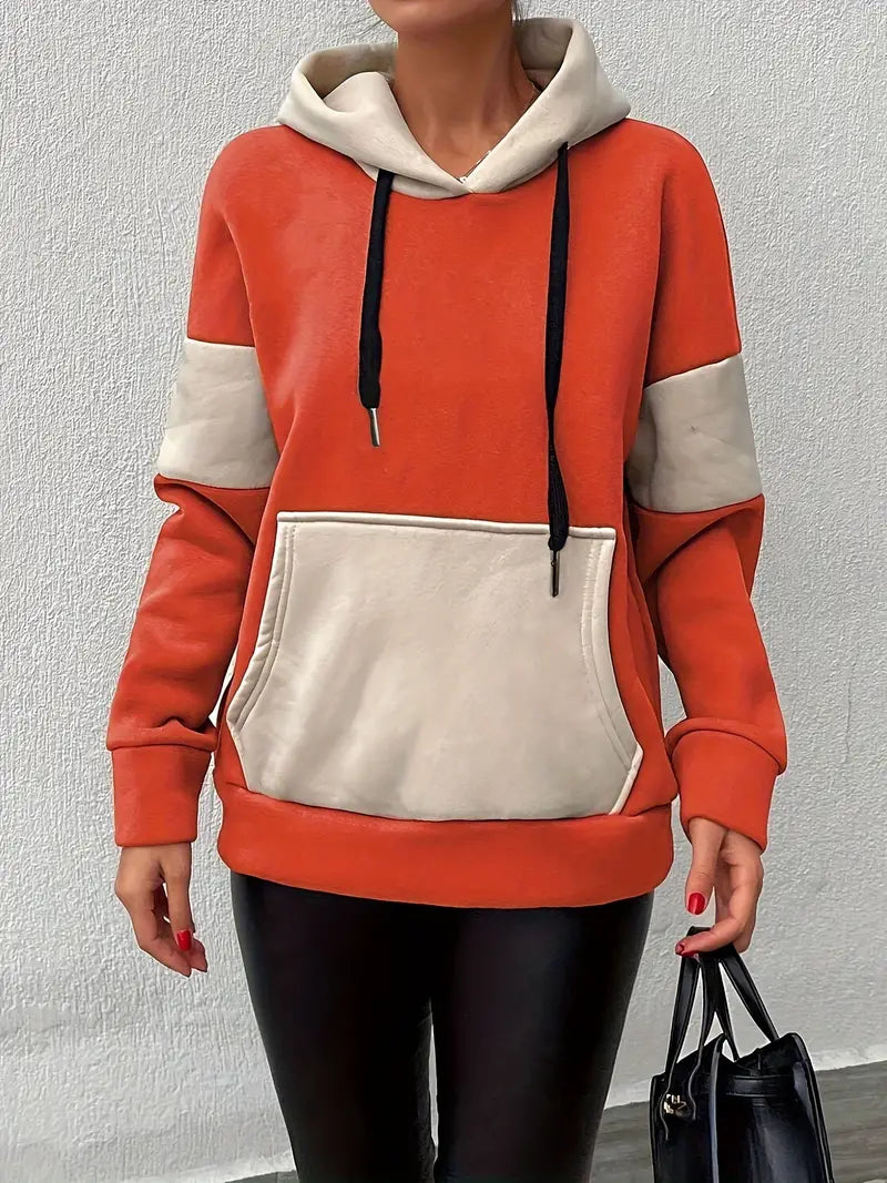 Stilla | Moderne bomulds hoodie med farveblokering-design