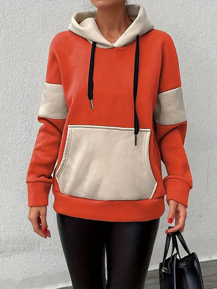 Stilla | Moderne bomulds hoodie med farveblokering-design