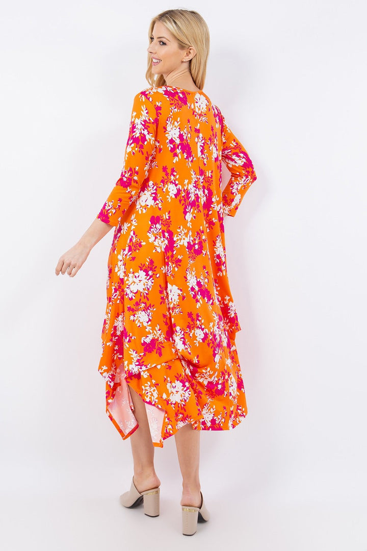 Stilla | Full Size Pick-up Hem Asymmetrisk Blomster Midi Kjole