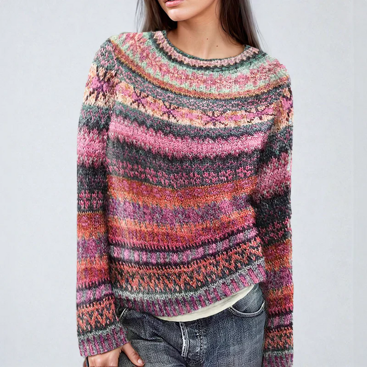 Stilla | Stribet strikket sweater til damer i moderne stil