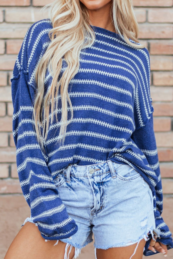 Stilla | Stribet Sweater Med Rund Halsudskæring og Faldende Skuldre