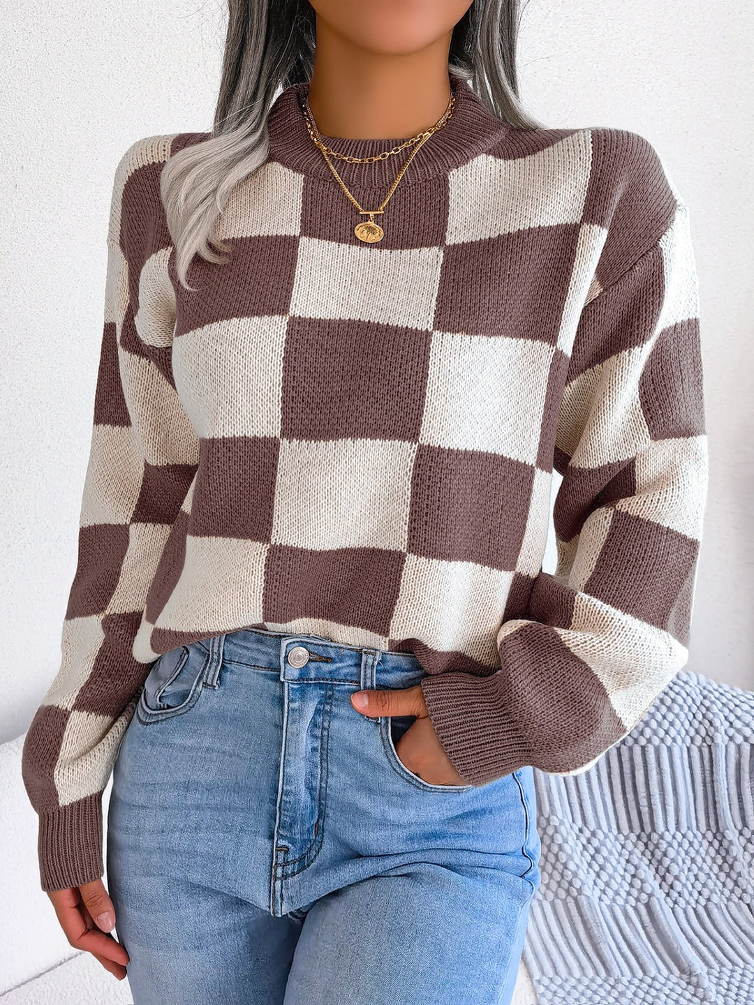 Stilla | Karo Sweater Med Lange Ærmer og Ståkrave