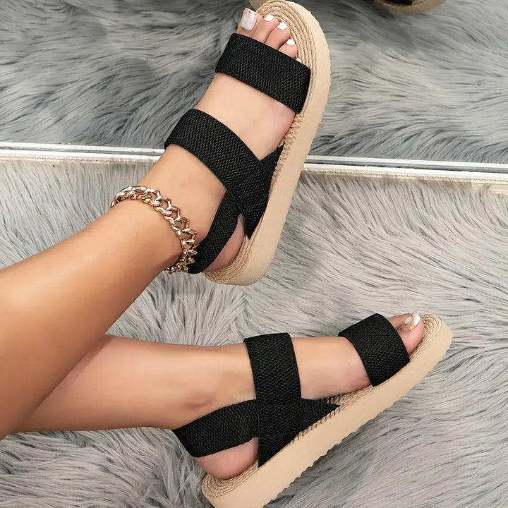 Stilla | Sandaler Med Kile Komfortable Sommer Sko På Platform Med Ankelrem