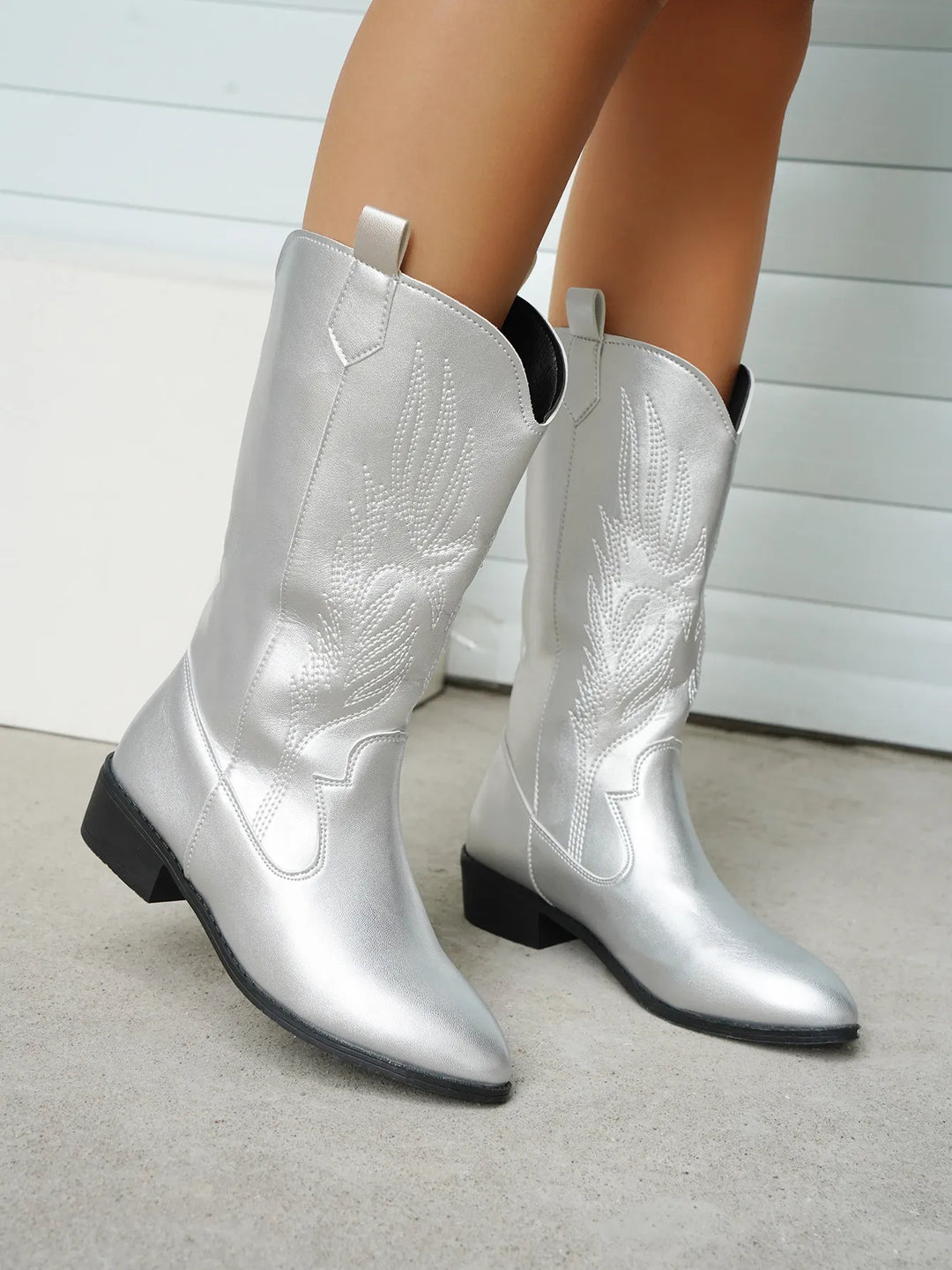Stilla | Skinnende cowboystøvler i metallic-look