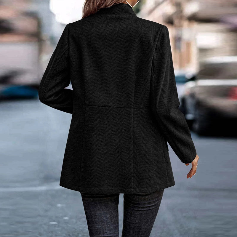 Stilla | Trendy Blazer i elegant design